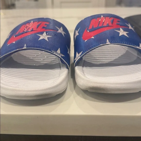 Nike and Pink Slide Sandals Collection - Picture 8 of 13